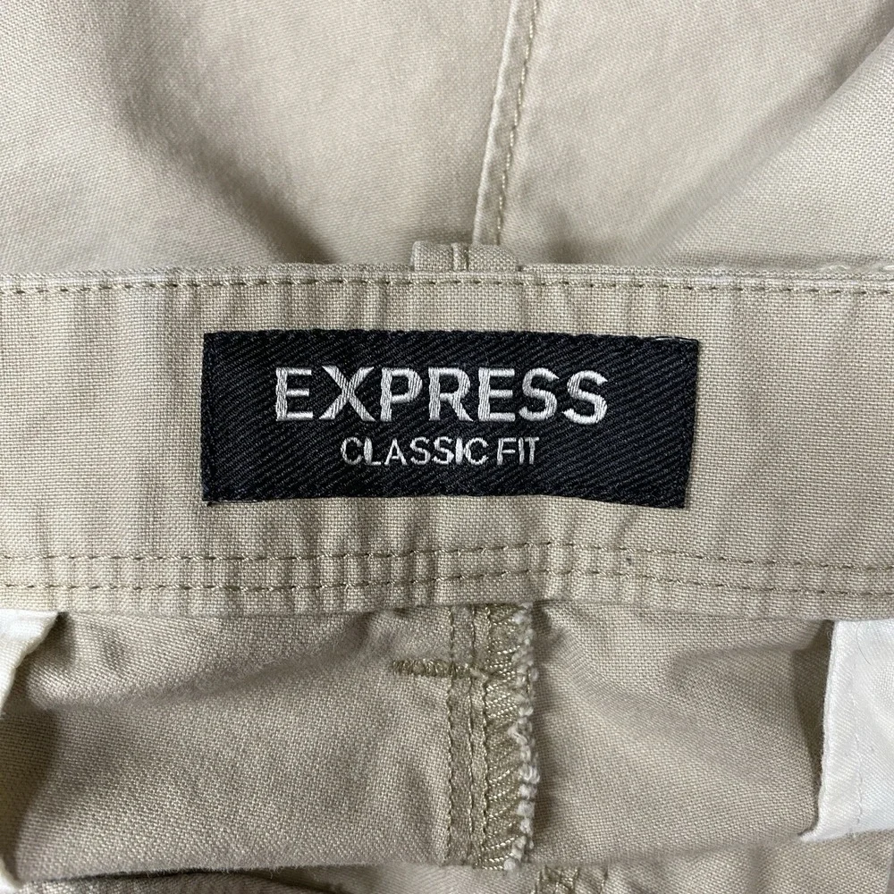 Express Classic Fit Chino Shorts Sz 30 Beige 100% Cotton Flat Front Braided Belt